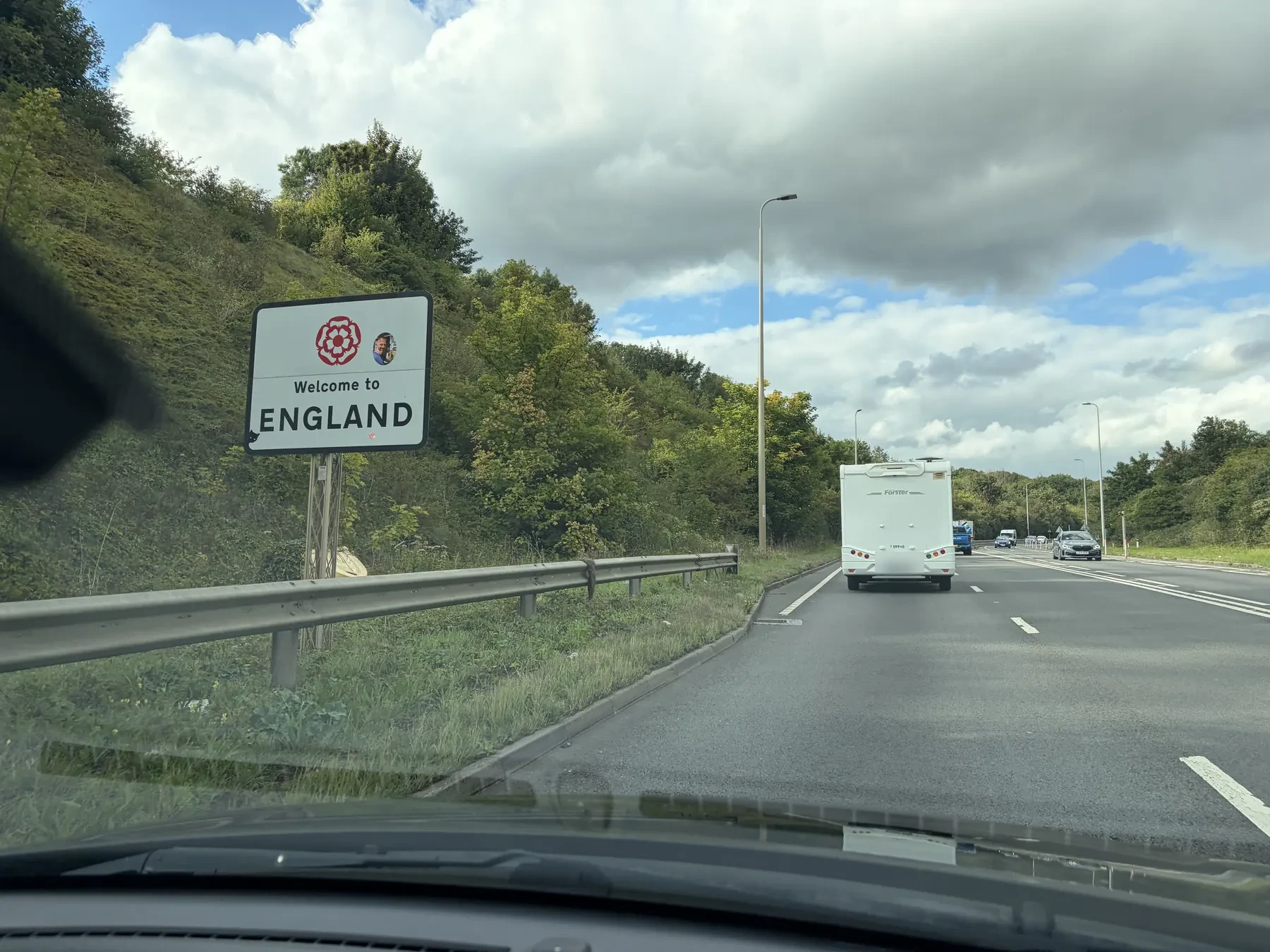 Le panneau Welcome to England sur l'A20 à Douvres